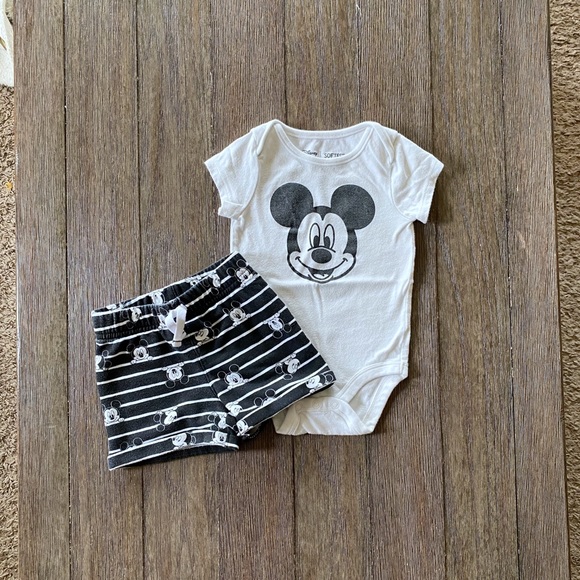 4/$20 Disney Mickey Mouse Jumping Beans 2 piece outfit - Picture 2 of 8